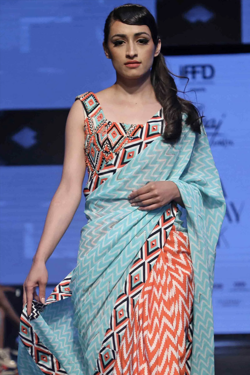 Chic-Print-on-Print-Sari-with-Hand-Woven-Blouse-Big