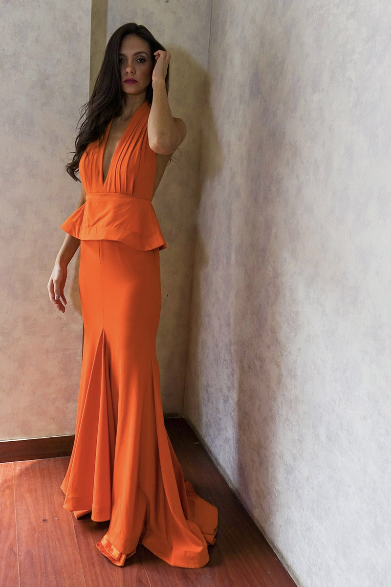 tie-up-backless-gown-big